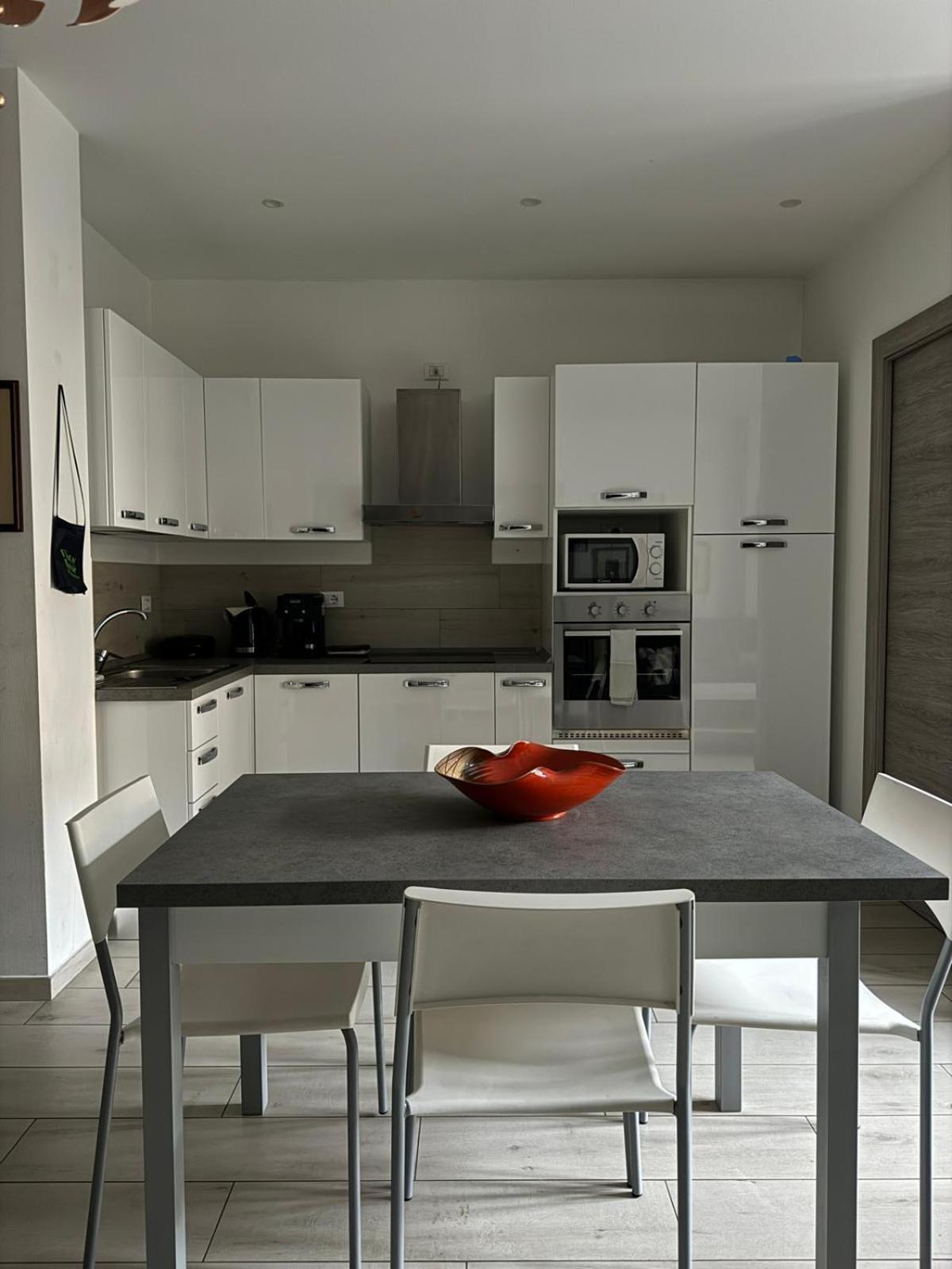 The Lighthouse - Central Apartment Aosta Dış mekan fotoğraf